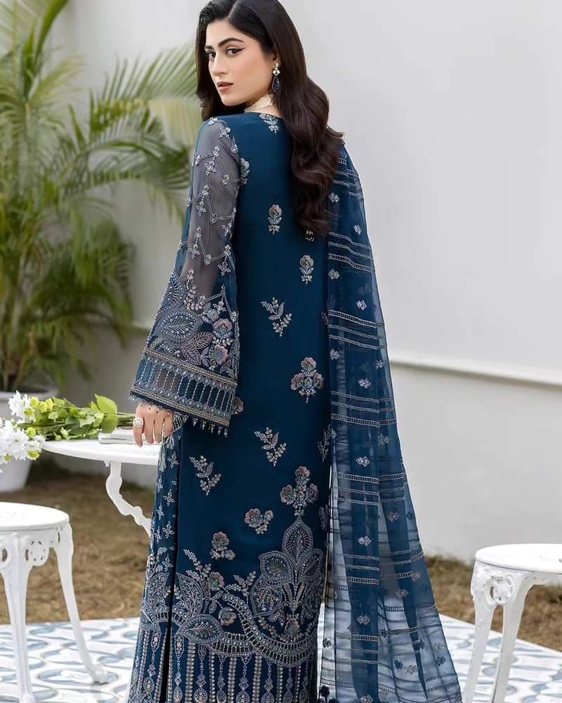 SHAFAQ || FLOSSIE