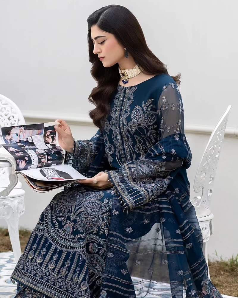 SHAFAQ || FLOSSIE
