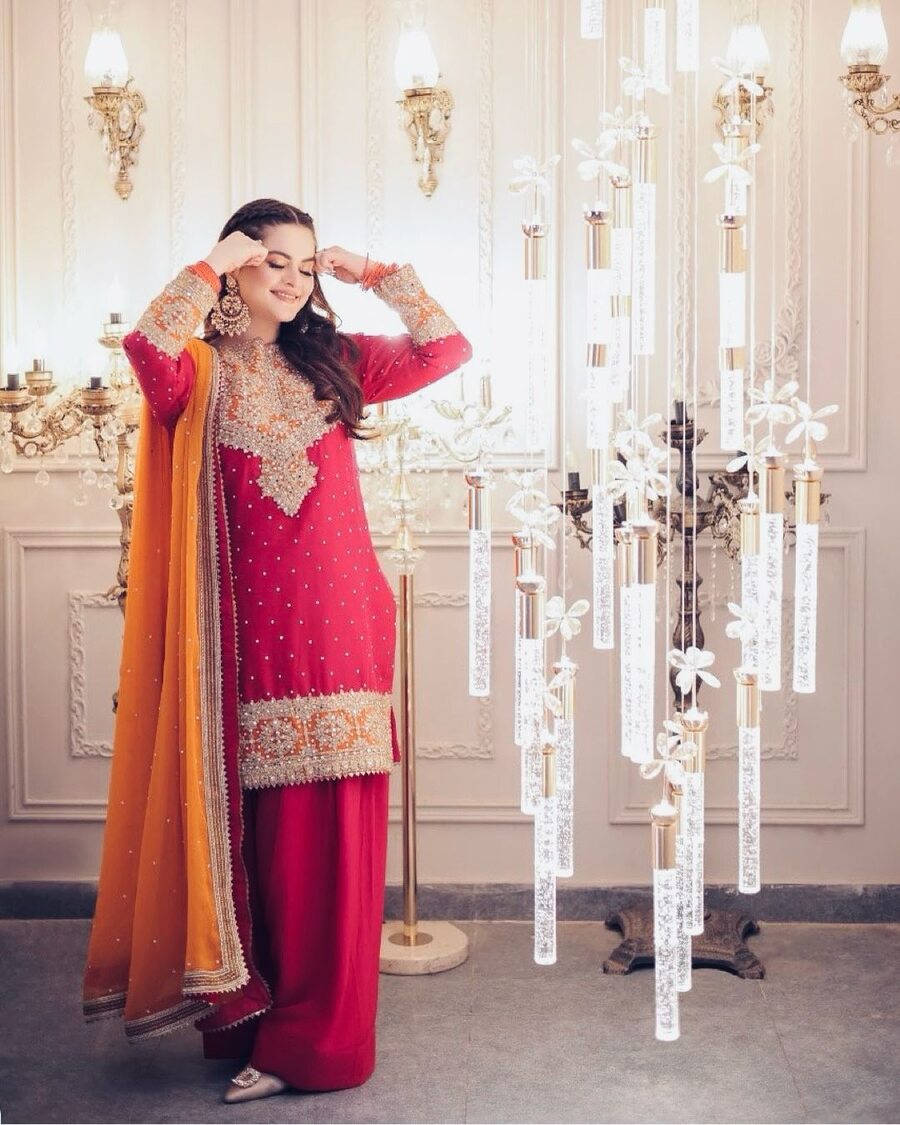 Minal Khan- Haseens Official.